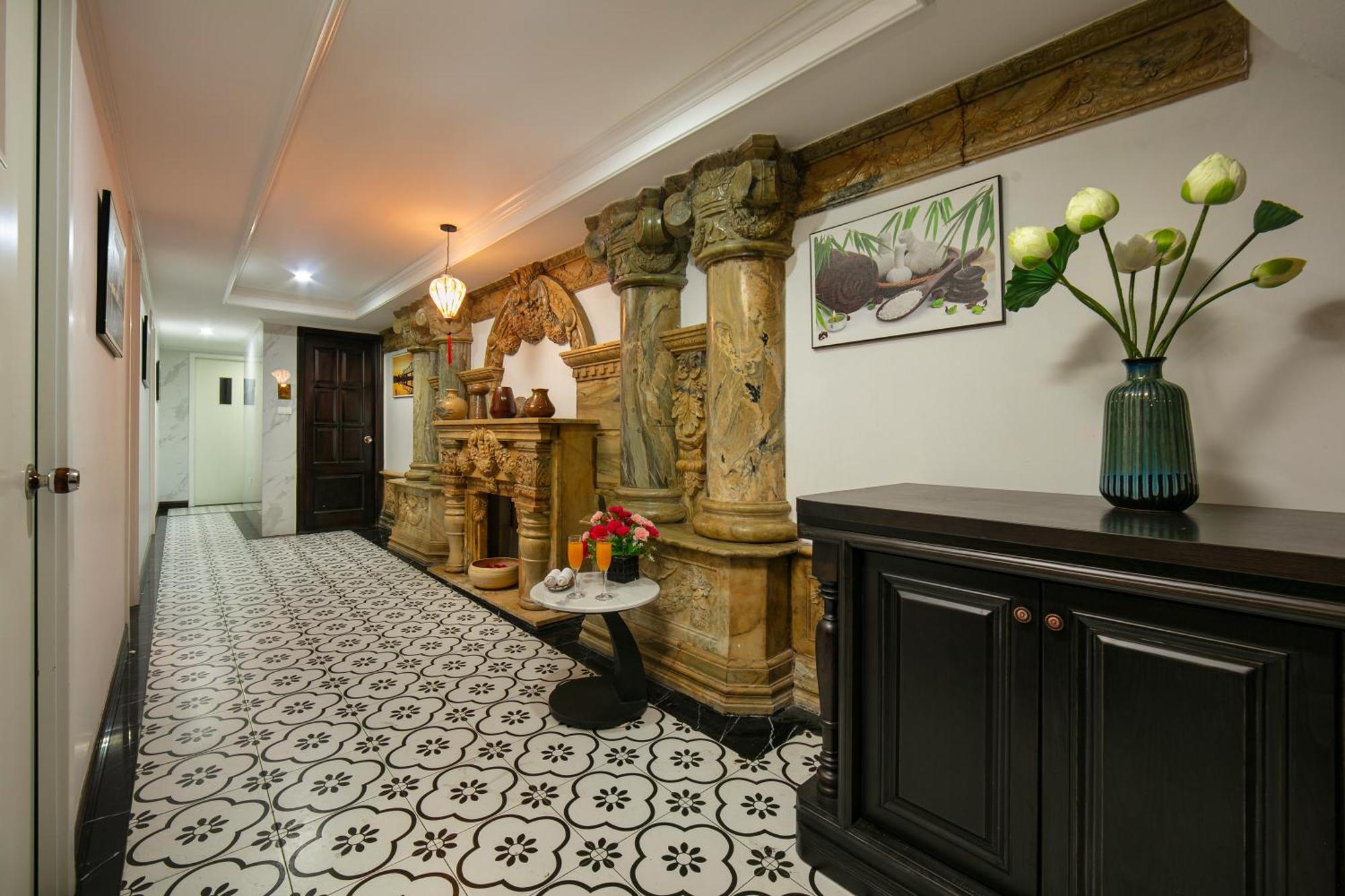 Media Central Hotel & Spa Hanoi Exterior photo